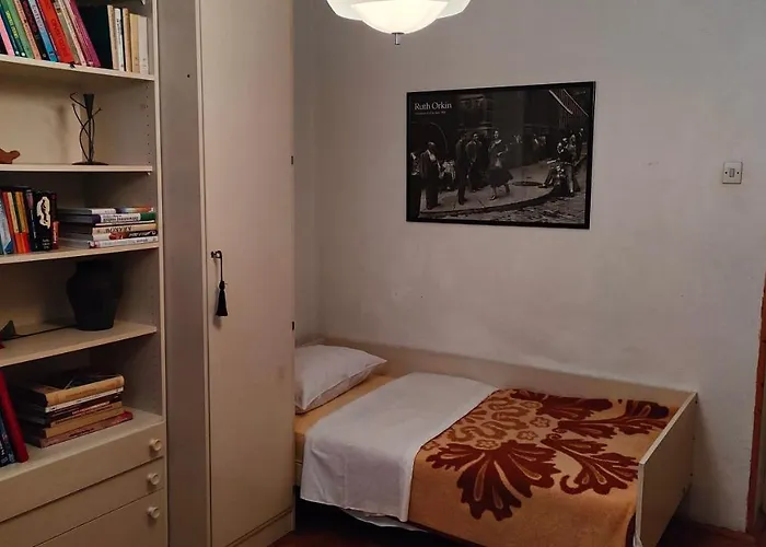 Eleonora アパート コペル